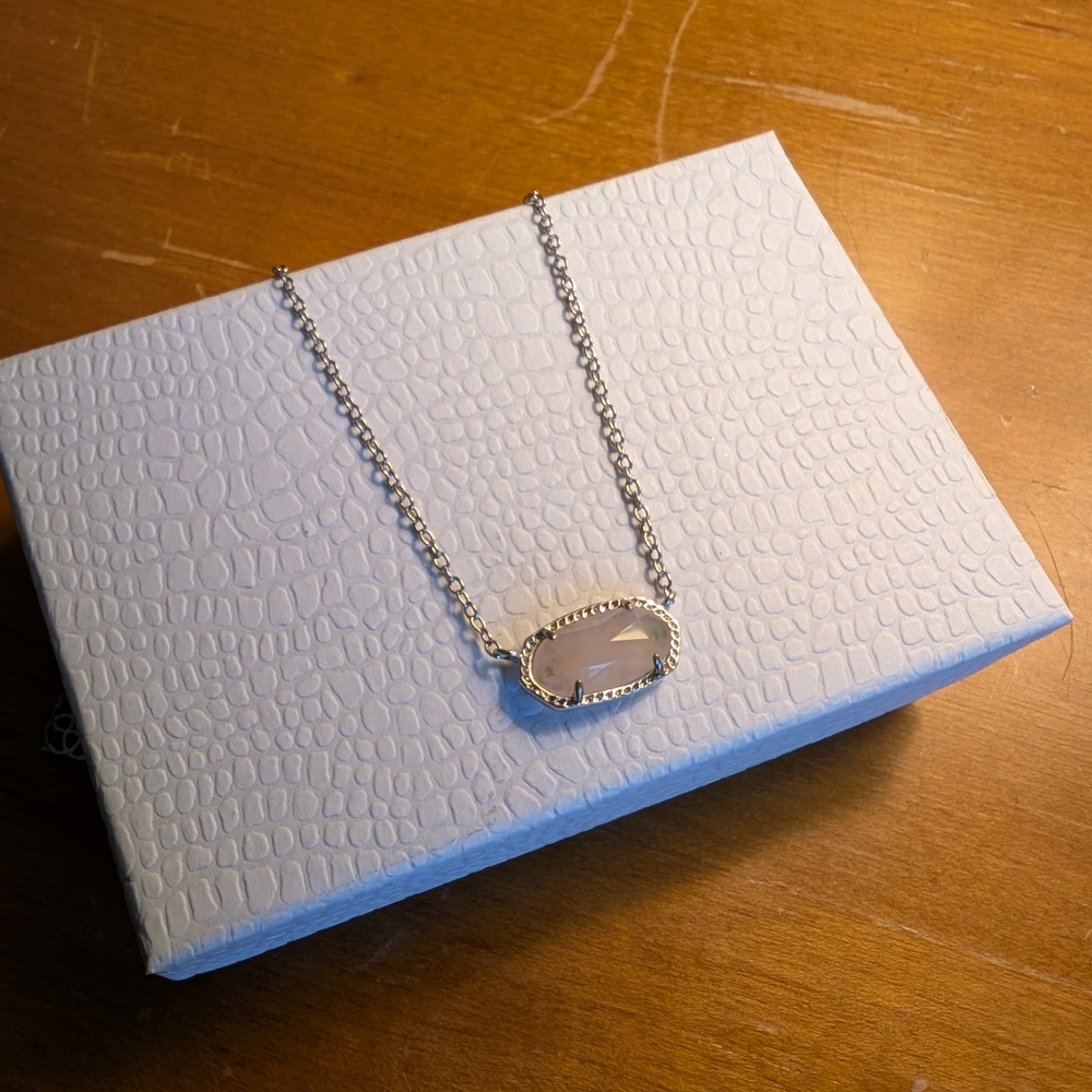Elegant Silver Necklace with Pink Stone